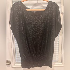 White House Black Market Black Leopard Print Banded Bottom Top Blouse Sz Large